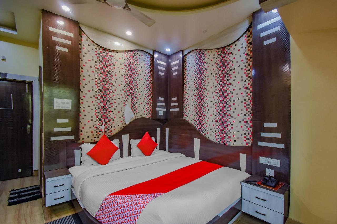 Oyo 1851 Hotel Sefali Deluxe Calcutta (Kolkata) Esterno foto