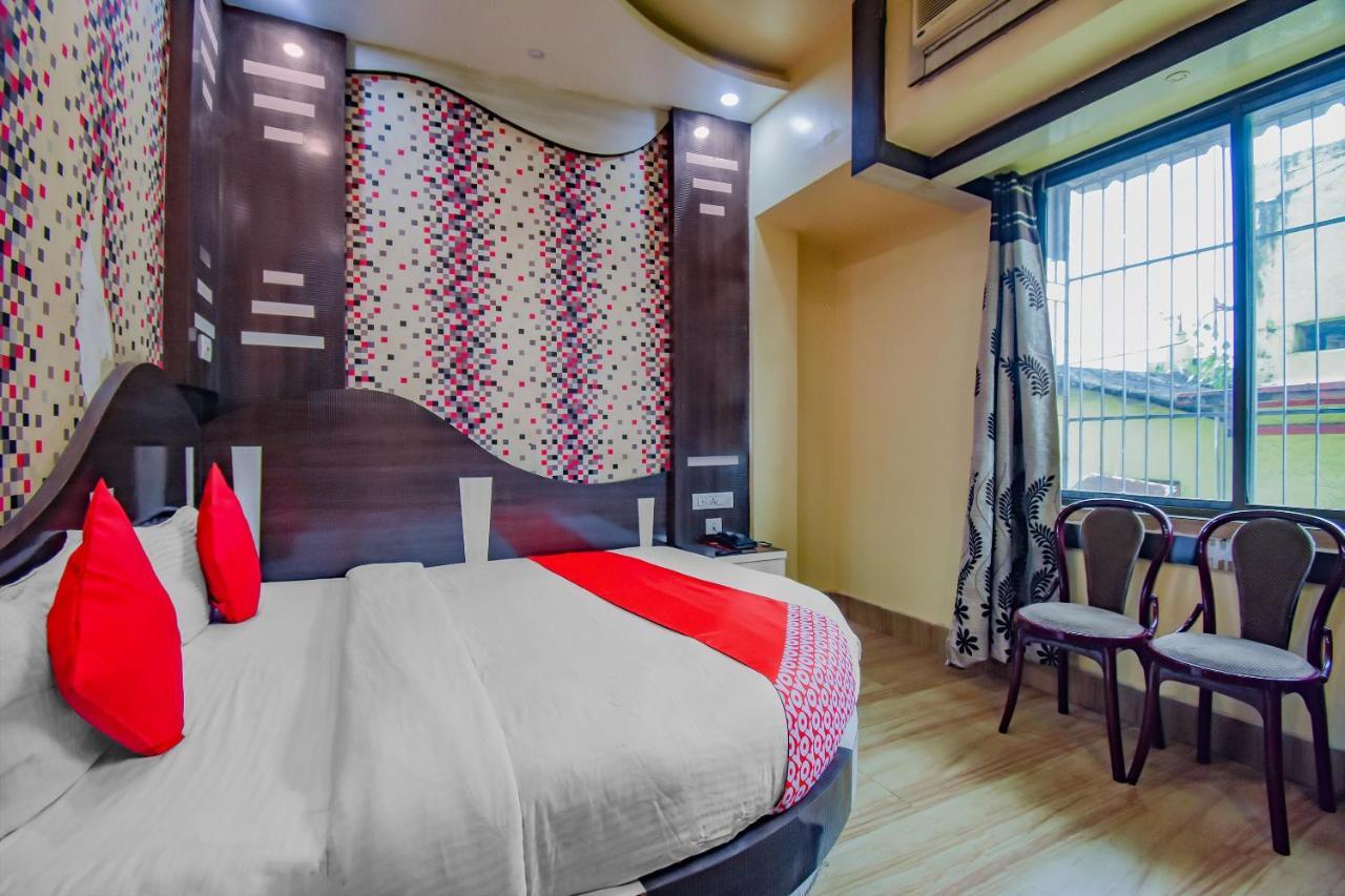 Oyo 1851 Hotel Sefali Deluxe Calcutta (Kolkata) Esterno foto